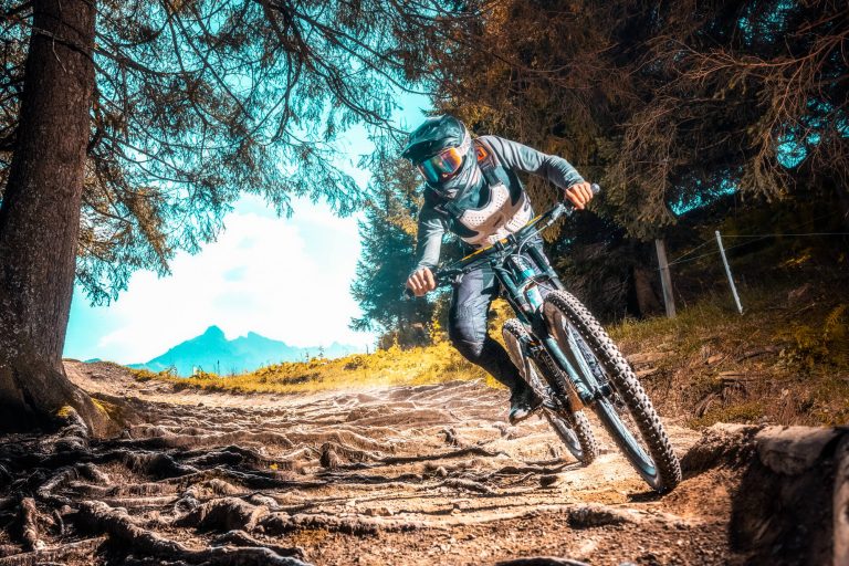 Bikepark-Brandnertal-Einfahrt-Tschack-Norris-768x512.jpg